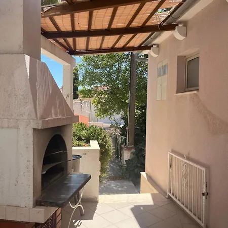 Bicanic アパート フヴァル